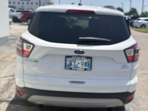 Used 2018 Ford Escape SE FWD image 5