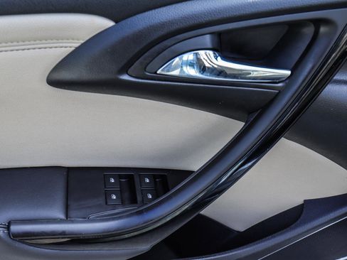 Used 2016 Buick Cascada Premium image 35