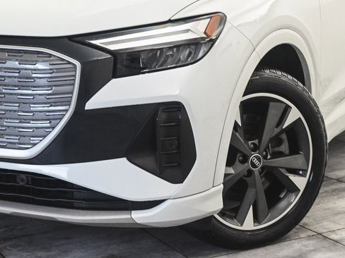 Used 2022 Audi Q4 e-tron Premium Plus w/ Premium Plus image 35