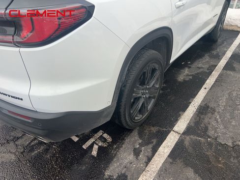 Used 2026 GMC Acadia Elevation w/ Super Cruise Package image 9