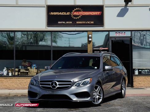 Used 2014 Mercedes-Benz E 350 4MATIC Wagon w/ Premium 1 Package image 1