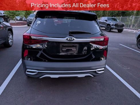 Used 2021 Kia Seltos S AWD/4WD image 5