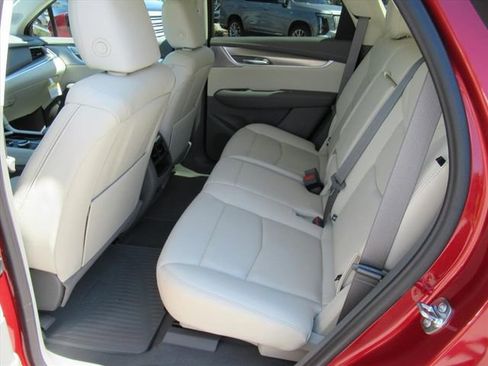 New 2026 Cadillac XT5 Premium Luxury w/ Driver Assist Package image 32