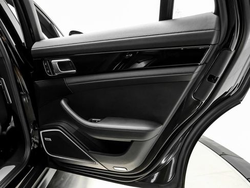 Used 2022 Porsche Panamera 4 AWD/4WD image 51