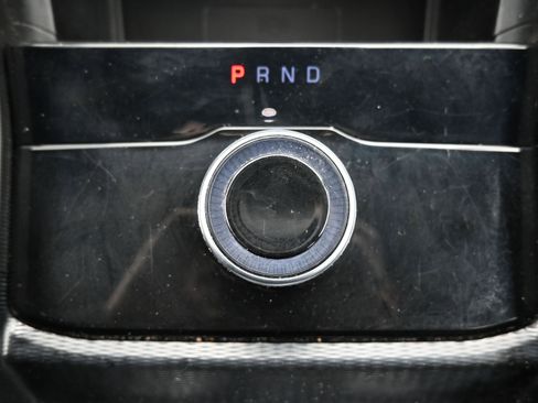 Used 2024 Jeep Grand Cherokee L Laredo image 20