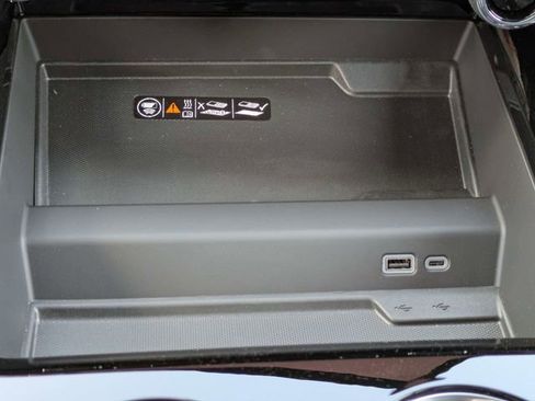 New 2026 Chevrolet Tahoe High Country AWD/4WD image 28