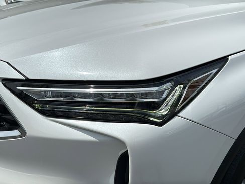 Used 2023 Acura MDX SH-AWD image 9