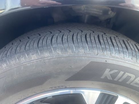 Used 2024 Nissan Sentra SV w/ All-Weather Package FWD image 8