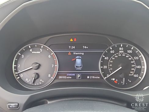 Used 2020 INFINITI QX50 Luxe w/ Navigation Package image 17