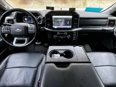 Used 2021 Ford F150 Lariat image 7