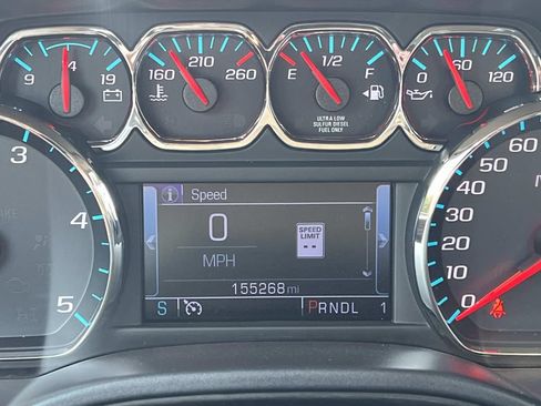 Used 2018 Chevrolet Silverado 2500 High Country w/ Duramax Plus Package AWD/4WD image 18