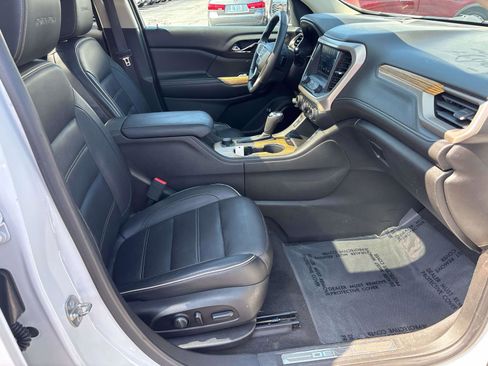 Used 2017 GMC Acadia Denali w/ Technology Package image 18