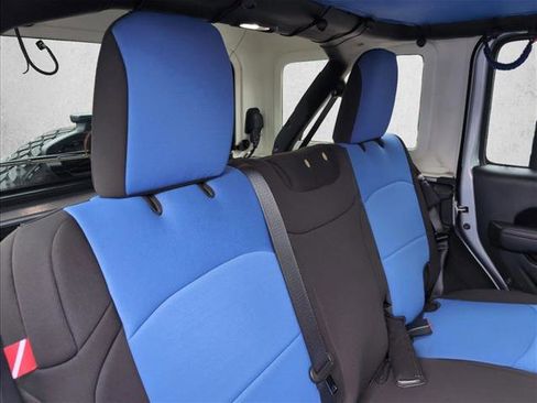 Used 2022 Jeep Wrangler Unlimited Sport image 22