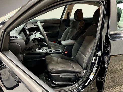 Used 2022 Kia Forte LXS image 20