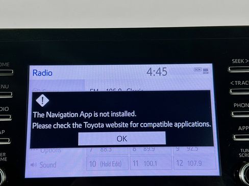 Used 2024 Toyota Camry SE image 21