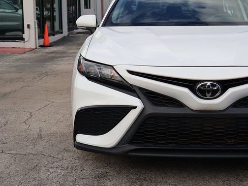 Used 2023 Toyota Camry SE image 12