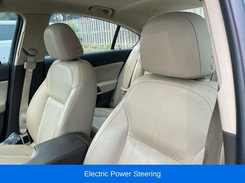 Used 2015 Buick Regal Premium w/ Driver Confidence Package #1 FWD image 7