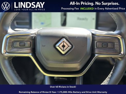 Used 2023 Rivian R1S Adventure image 21