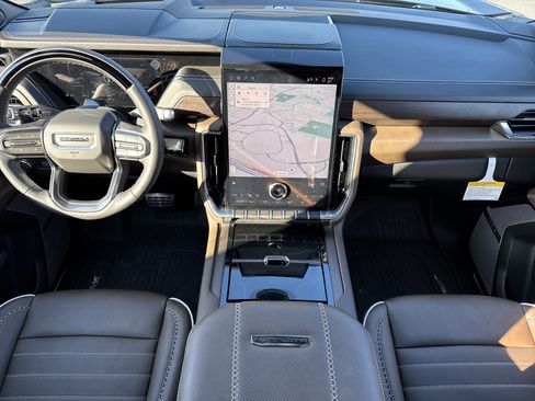 Used 2026 GMC Yukon Denali Ultimate w/ LPO, Floor Liner Package image 31