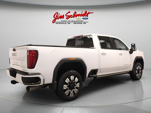 Used 2025 GMC Sierra 2500 Denali w/ Denali Reserve Package AWD/4WD image 6