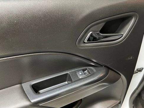 Used 2016 Chevrolet Colorado LT w/ LT Convenience Package image 41