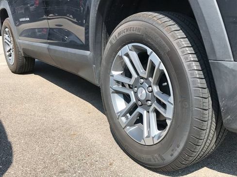 Certified 2025 GMC Terrain Elevation w/ LPO, Floor Liner Package AWD/4WD image 5