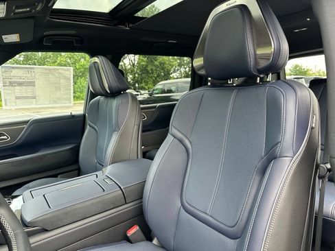New 2027 INFINITI QX80 Sensory AWD/4WD image 43
