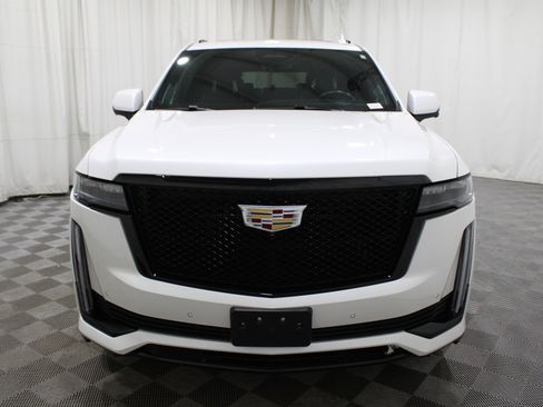 Certified 2024 Cadillac Escalade ESV Sport Platinum image 46