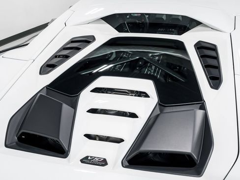 Used 2024 Lamborghini Huracan Tecnica RWD image 58