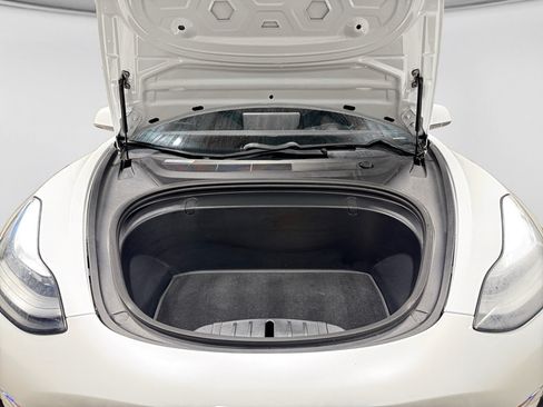 Used 2018 Tesla Model 3 Long Range AWD/4WD image 24