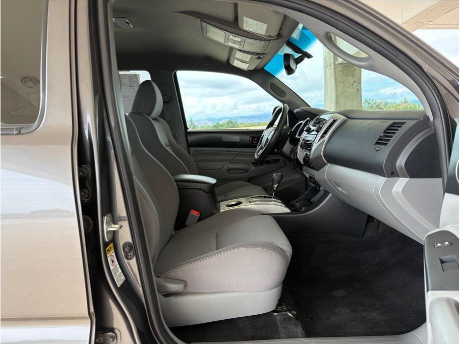 Used 2012 Toyota Tacoma 4x4 Double Cab w/ TRD Off-Road Pkg image 14