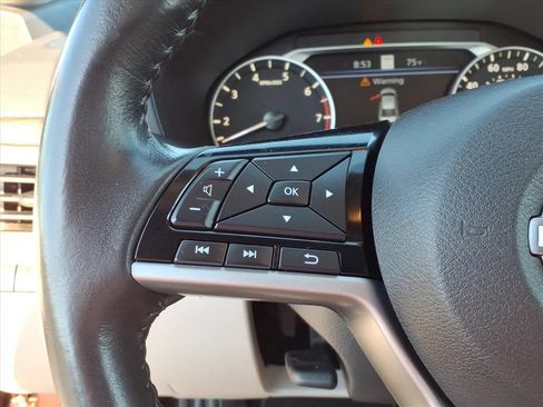 Used 2023 Nissan Altima 2.5 SV w/ SV Premium Package FWD image 13