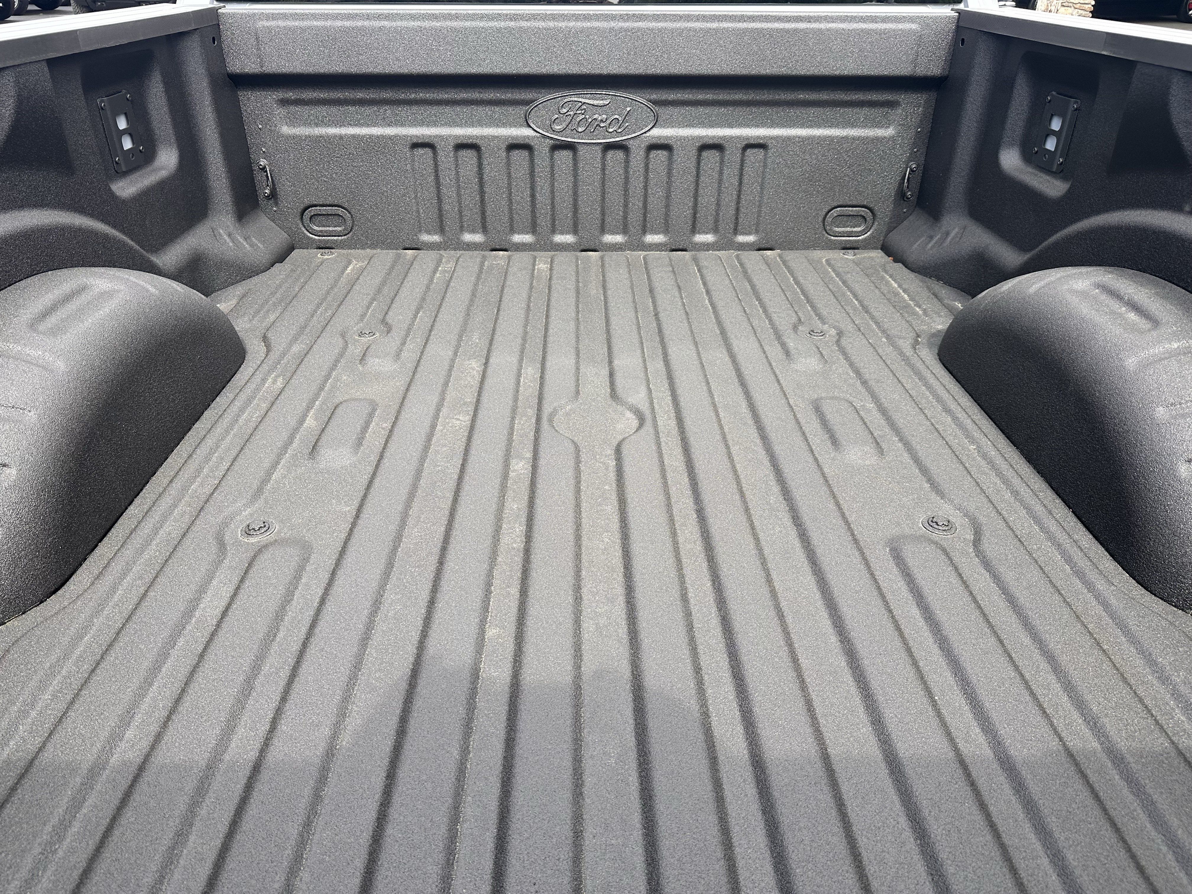 Used 2026 Ford F250 Platinum AWD/4WD image 9