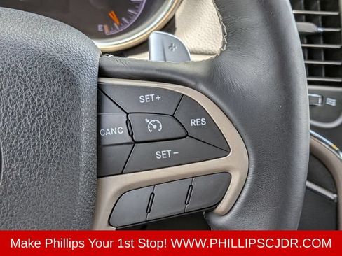 Certified 2017 Jeep Grand Cherokee Limited AWD/4WD image 27
