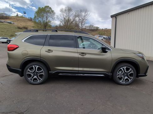 New 2026 Subaru Ascent Limited AWD/4WD image 8