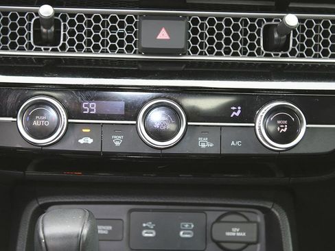 Used 2025 Honda Civic Sport image 14