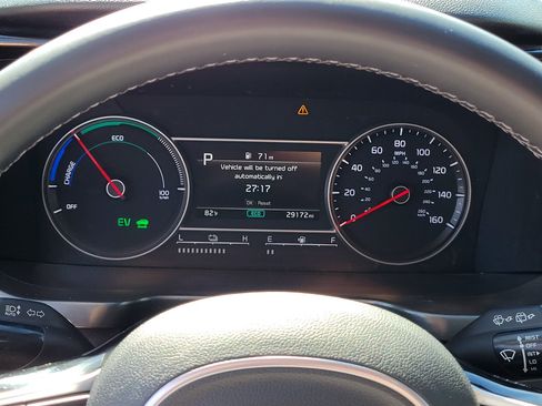 Used 2022 Kia Sorento SX w/ Panoramic Sunroof Package AWD/4WD image 25