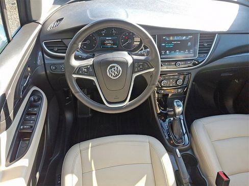 Certified 2018 Buick Encore Essence image 11