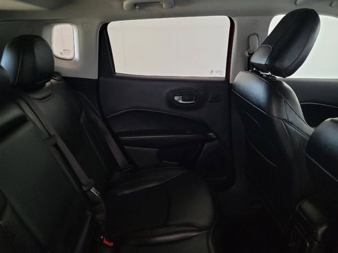 Used 2021 Jeep Compass Latitude w/ Sun and Sound Group AWD/4WD image 19