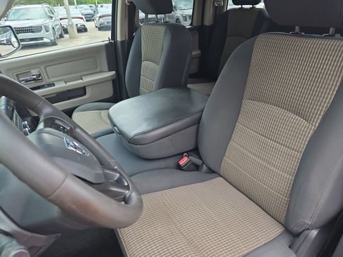 Used 2012 RAM 1500 Classic SLT AWD/4WD image 16