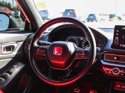 Used 2023 Honda Civic Type R image 15