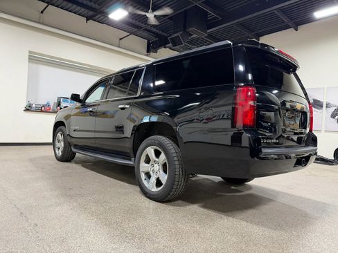 Used 2018 Chevrolet Suburban LT AWD/4WD image 7