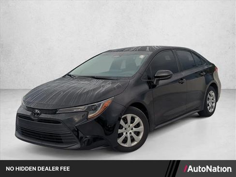 Certified 2024 Toyota Corolla LE FWD image 1