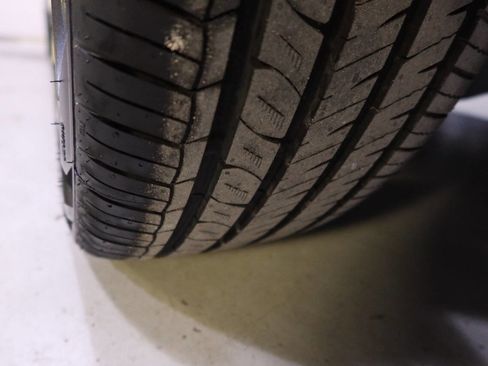 Used 2013 Volkswagen Beetle 2.0T image 30