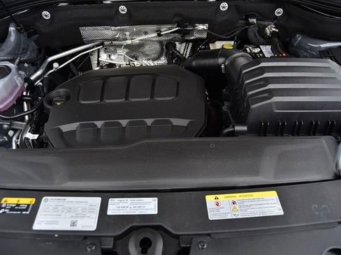 New 2026 Volkswagen Atlas Cross Sport SE image 27