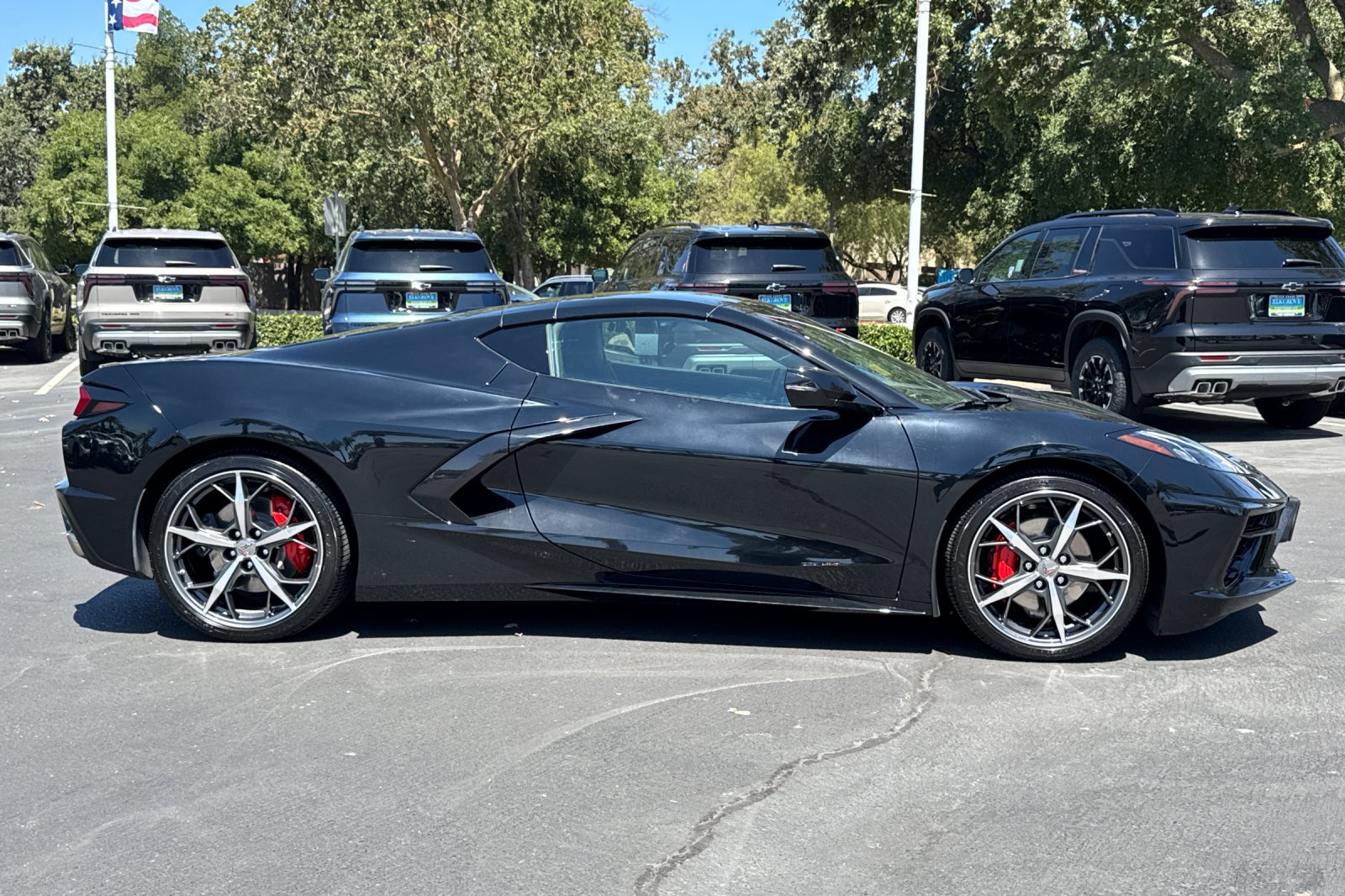 Used 2023 Chevrolet Corvette Stingray Preferred Cpe w/ 2LT RWD image 2