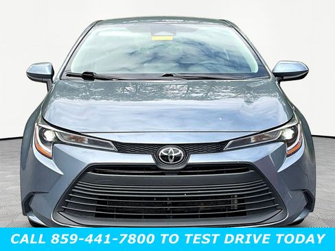 Used 2024 Toyota Corolla LE FWD image 2