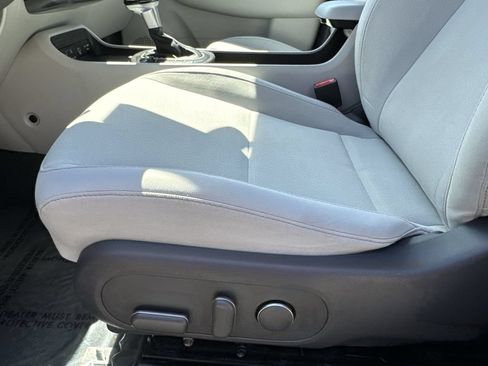 Used 2024 Hyundai Kona SEL FWD image 14
