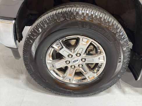 Used 2021 Ford F150 XLT w/ Equipment Group 302A High AWD/4WD image 9