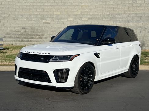 Used 2022 Land Rover Range Rover Sport SVR image 2